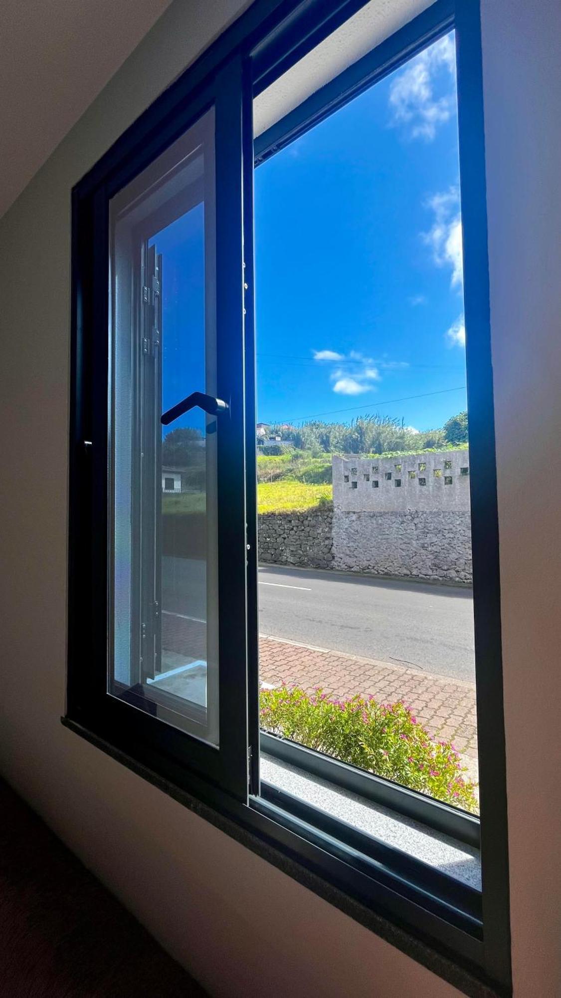 Anastacio Tiny House Apartment Porto Moniz Exterior photo